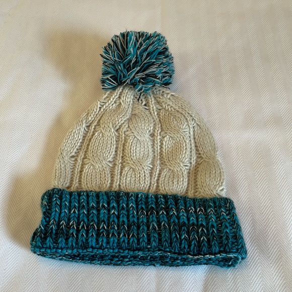 NWOT NFL Carolina Panthers knit hat - Picture 2 of 4